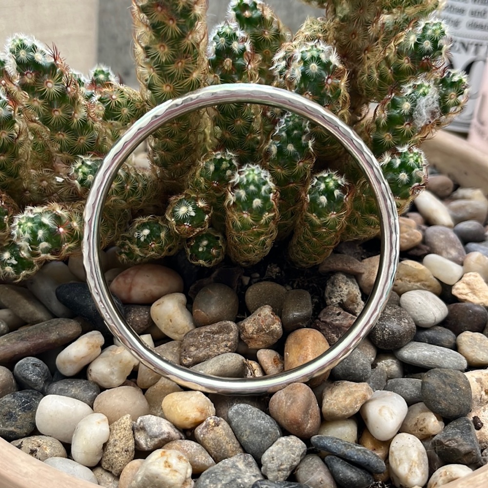 Silpada Sterling Silver Thin Hammered Bangle Bracelet - B1482